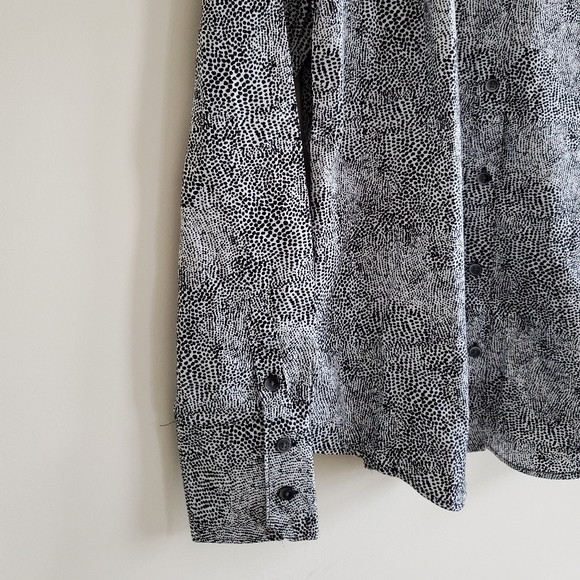 Calvin Klein Black & White Shirt Size L - Picture 6 of 12